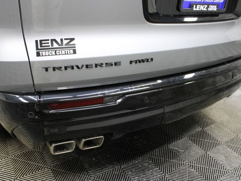 Used 2026 Chevrolet Traverse RS AWD/4WD image 54