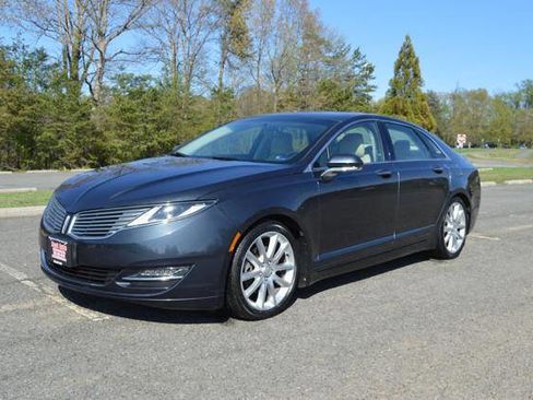 Used 2014 Lincoln MKZ AWD w/ Equipment Group 102A Reserve image 2