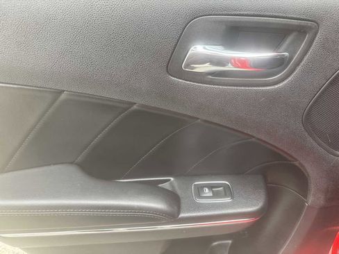 Used 2014 Dodge Charger R/T w/ Wheels & Tunes Group image 23