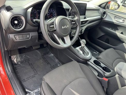 Used 2023 Kia Forte LXS image 9