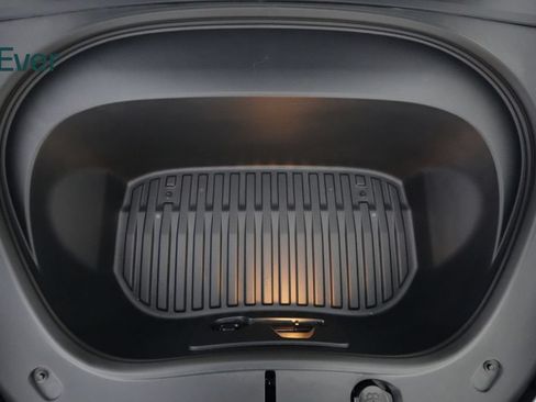 Used 2025 Tesla Model 3 Long Range RWD image 25