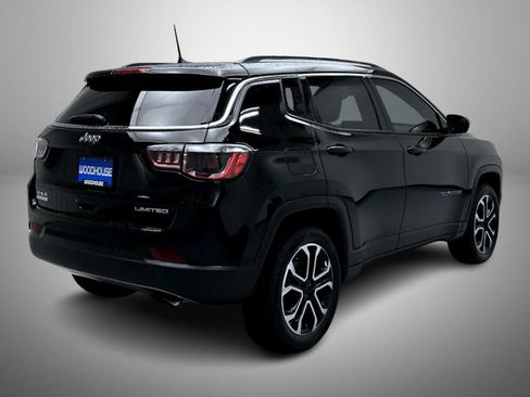 Used 2022 Jeep Compass Limited AWD/4WD image 5