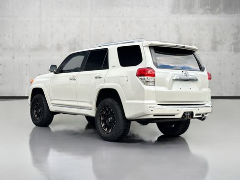 Used 2011 Toyota 4Runner SR5 image 5