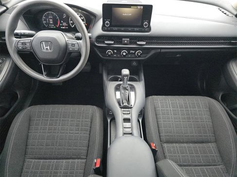 Used 2023 Honda HR-V LX image 8