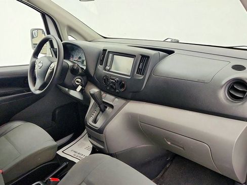 Used 2020 Nissan NV200 SV w/ Back Door Glass Package image 27