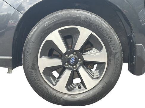 Used 2018 Subaru Forester 2.5i Premium AWD/4WD image 27