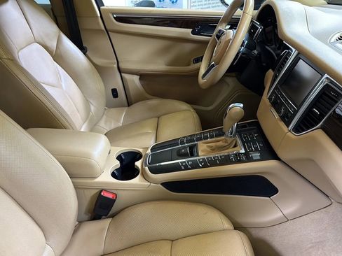 Used 2016 Porsche Macan S AWD/4WD image 17