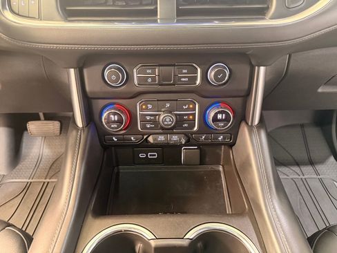 Used 2021 Chevrolet Tahoe LT image 25