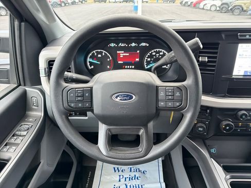 Used 2023 Ford F350 XLT image 20