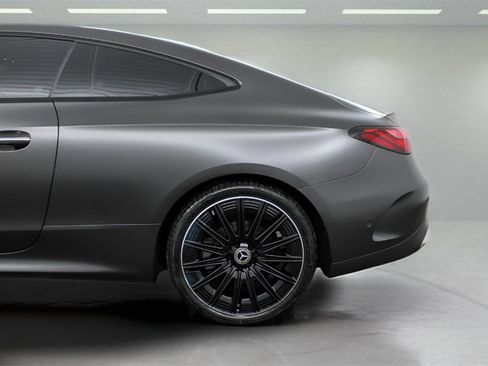 Used 2024 Mercedes-Benz CLE 300 4MATIC Coupe image 37