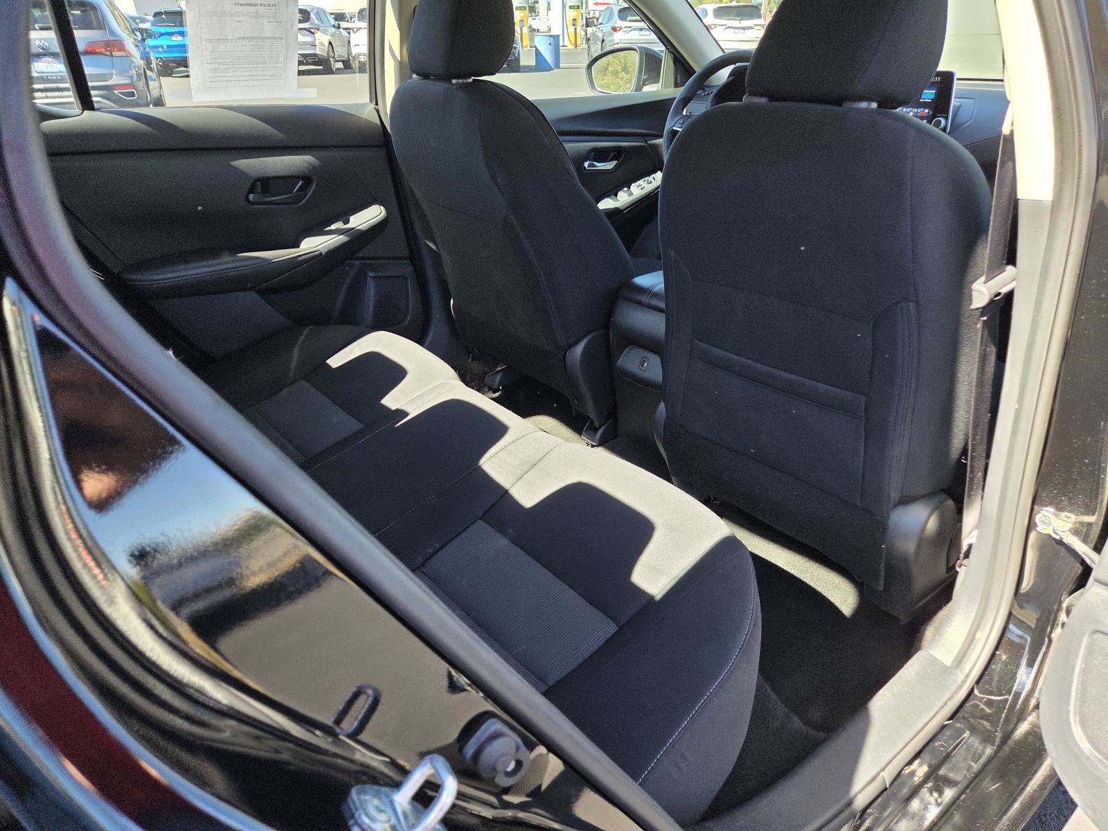 Used 2024 Nissan Sentra SV FWD image 20