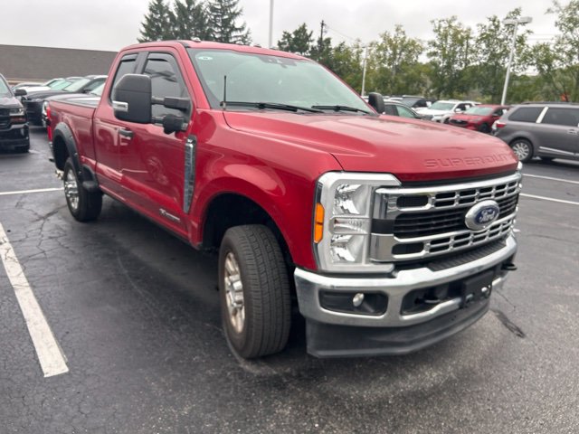 Used 2023 Ford F350 XLT w/ 360-Degree Camera Package AWD/4WD image 2