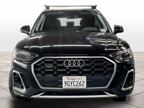 Used 2023 Audi Q5 2.0T Premium w/ Convenience Package image 3