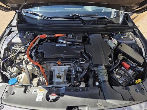 Used 2021 Honda Accord Touring image 28