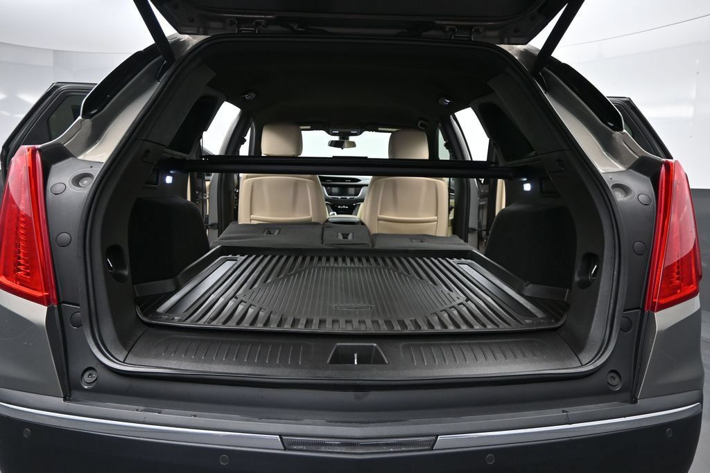 Used 2019 Cadillac XT5 AWD image 20