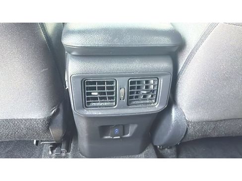 Used 2023 Toyota RAV4 LE FWD image 33