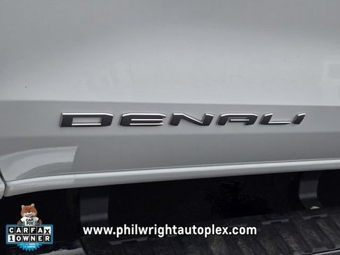 Used 2025 GMC Canyon Denali AWD/4WD image 17
