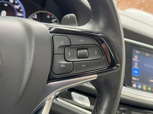 Used 2023 Buick Enclave Avenir w/ Avenir Technology Package image 18