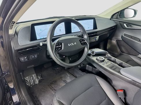 Used 2024 Kia EV6 Wind RWD image 10