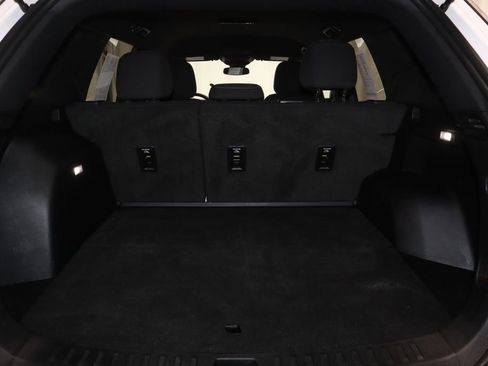 Used 2025 GMC Terrain Elevation AWD/4WD image 17