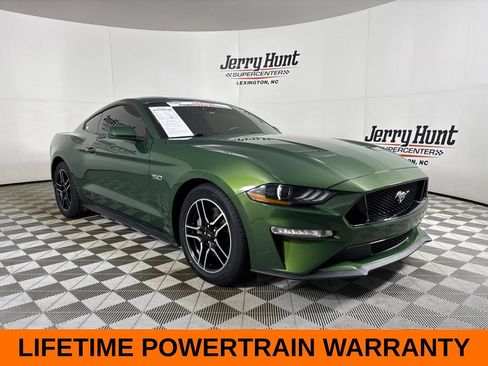 Used 2022 Ford Mustang GT Premium w/ Equipment Group 401A RWD image 4