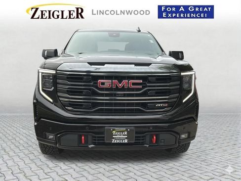 Used 2024 GMC Sierra 1500 AT4 w/ Technology Package AWD/4WD image 10