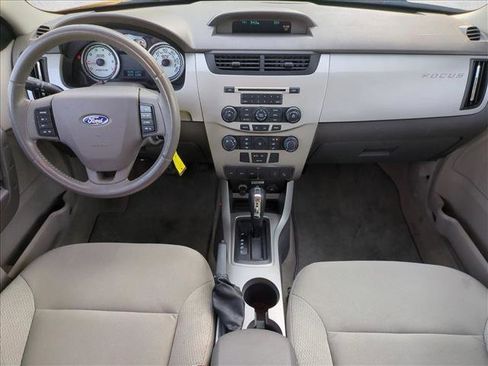Used 2009 Ford Focus SES image 15