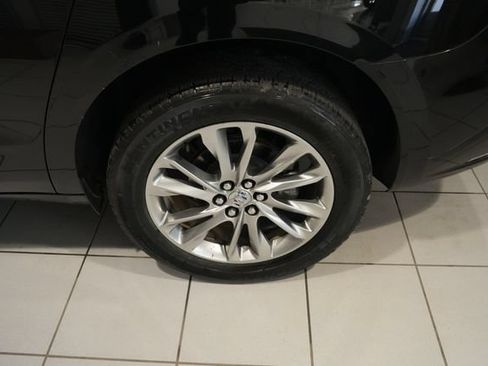 Used 2024 Buick Enclave Avenir w/ Avenir Technology Package AWD/4WD image 13