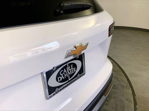 Used 2026 Chevrolet Equinox LT AWD/4WD image 31