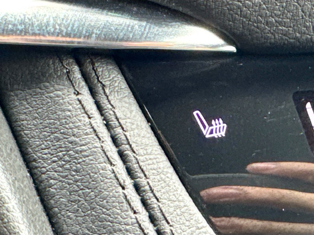 Used 2024 Cadillac XT5 Premium Luxury FWD image 22