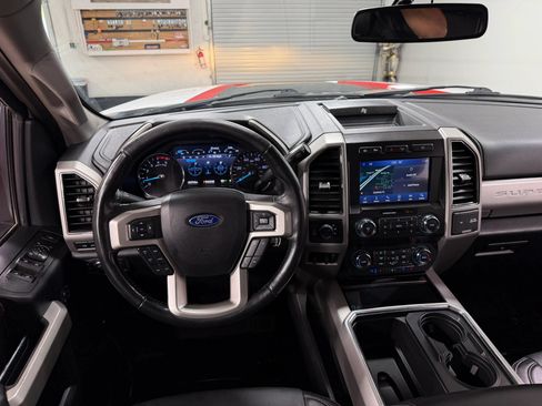 Used 2021 Ford F250 Lariat w/ Lariat Value Package AWD/4WD image 24