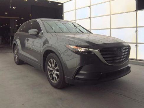 Used 2019 MAZDA CX-9 Touring w/ Touring Premium Package image 3