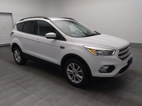 Used 2018 Ford Escape SE image 11