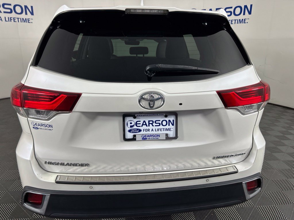 Used 2019 Toyota Highlander Limited AWD/4WD image 6