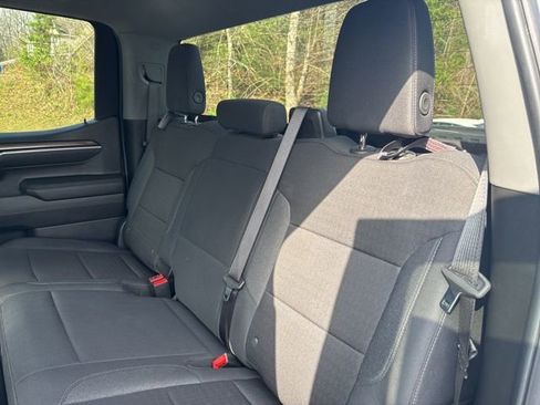 Used 2025 Chevrolet Silverado 1500 LT RWD image 17