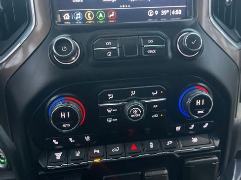 Used 2021 Chevrolet Silverado 3500 High Country w/ Snow Plow Prep/Camper Package image 22