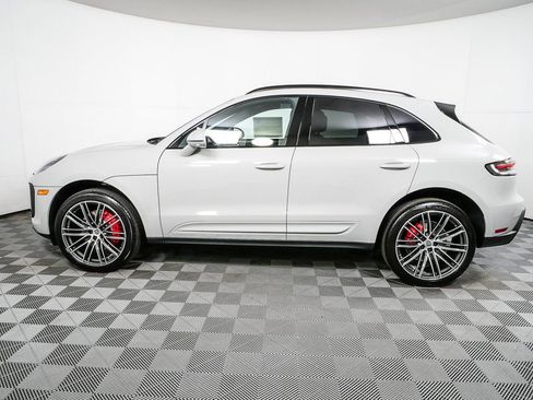 New 2026 Porsche Macan S image 2