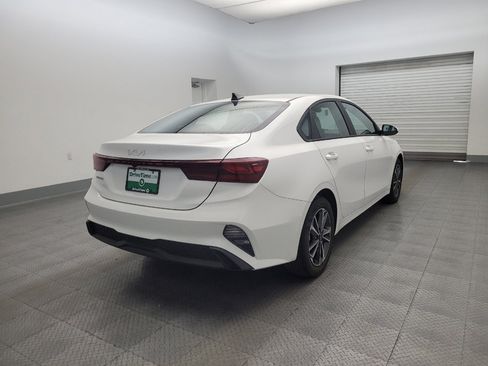 Used 2023 Kia Forte LXS FWD image 9