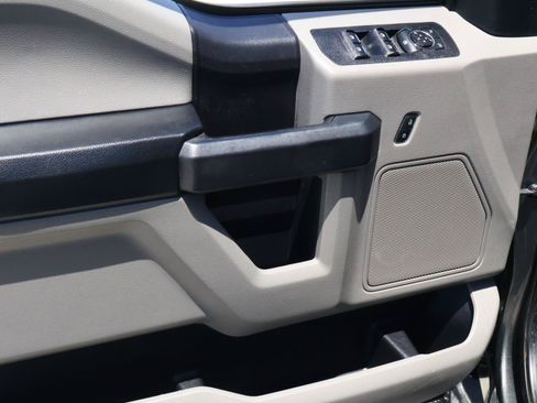 Used 2019 Ford F150 XL w/ Equipment Group 101A Mid RWD image 15