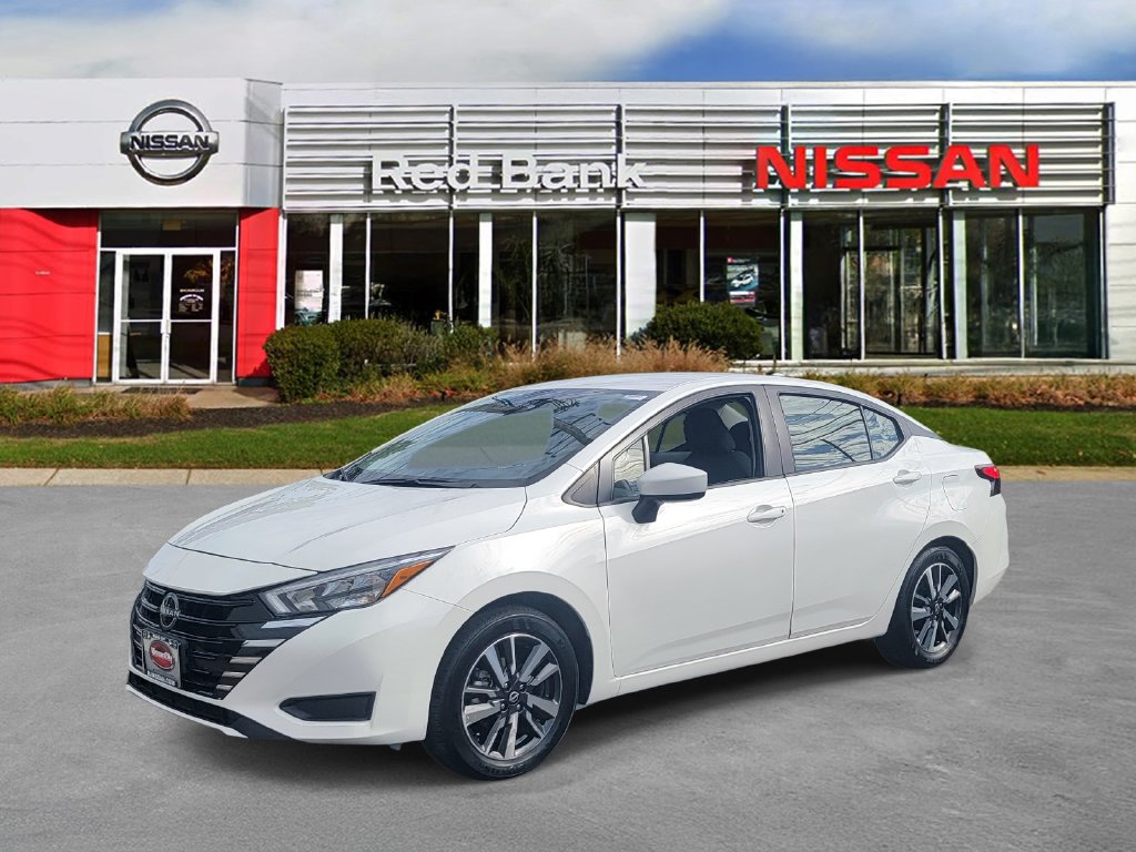 Used 2025 Nissan Versa SV FWD image 5