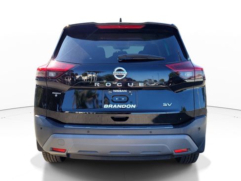 Used 2021 Nissan Rogue SV FWD image 6