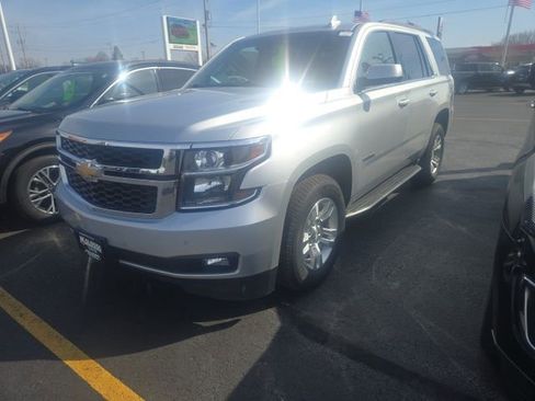 Used 2017 Chevrolet Tahoe LT w/ Luxury Package image 3