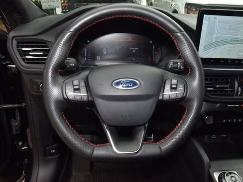 Certified 2024 Ford Escape ST-Line w/ Tech Pack #1 AWD/4WD image 22