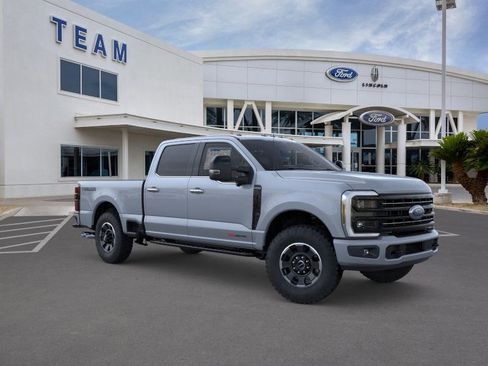 New 2026 Ford F350 Platinum w/ Tremor Off-Road Package AWD/4WD image 7