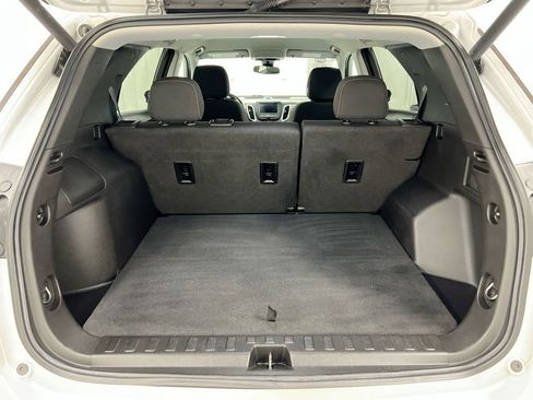 Used 2021 Chevrolet Equinox LT w/ Driver Convenience Package image 23