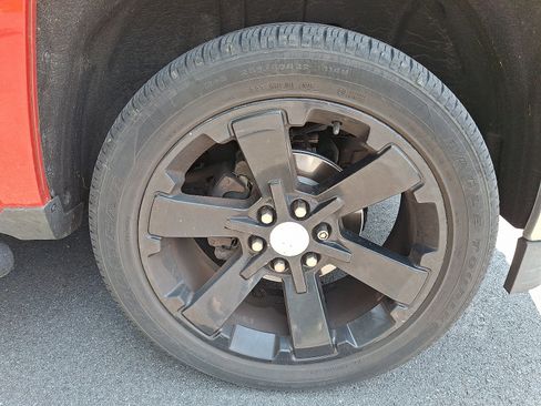 Used 2015 Chevrolet Silverado 1500 LT w/ Rally 2 Edition AWD/4WD image 7