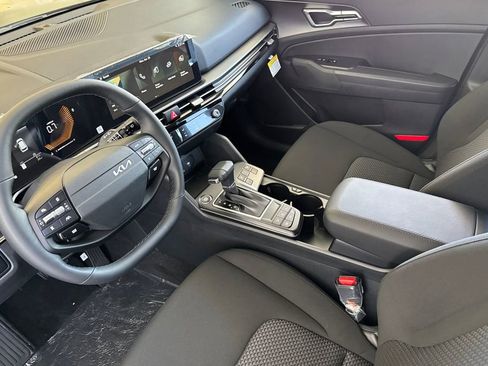 New 2026 Kia Sportage LX AWD/4WD image 10