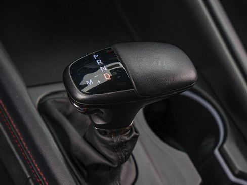 Used 2024 Dodge Durango GT RWD image 20