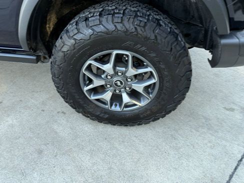 Used 2021 Ford Bronco Badlands image 33