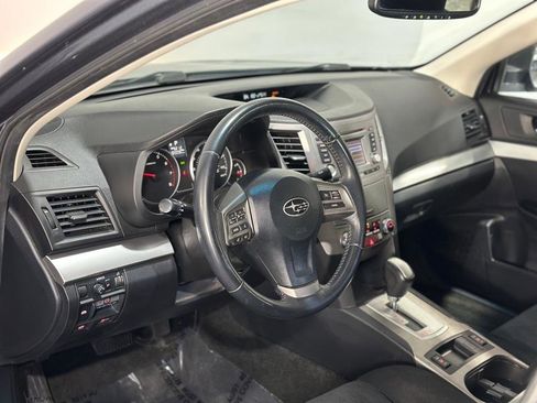 Used 2014 Subaru Legacy 2.5i Premium AWD/4WD image 26